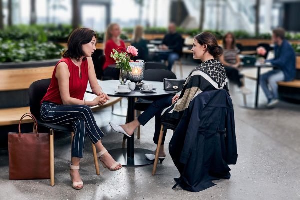 RS_Brand_Women_Cafe_1350x900 RS_Brand_Women_Cafe_1350x900